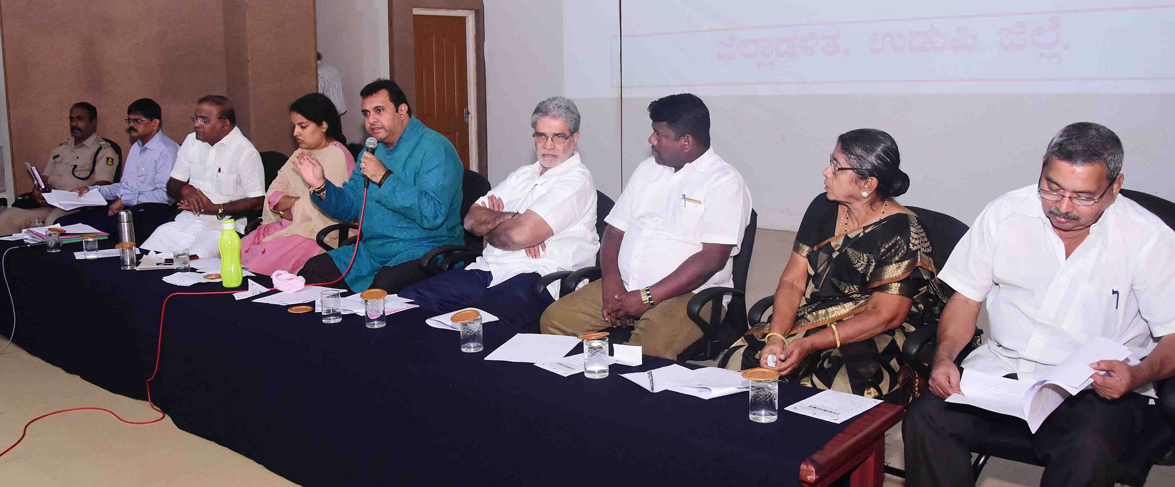 ಉಡುಪಿ: ರೈತರ ಜನಸಂಪರ್ಕ ಸಭೆಯಲ್ಲಿ ಅಧಿಕಾರಿಗಳ ತರಾಟೆ